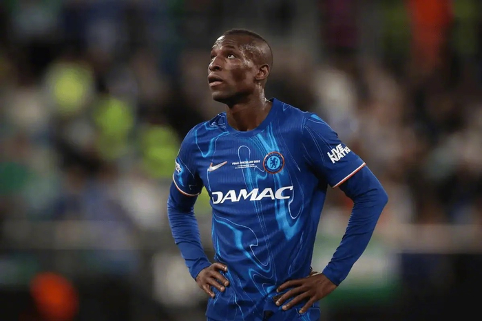 包含切尔西决定取消出租杰克逊转会交易再生变数的词条  第1张