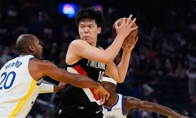 关于朱芳雨谈杨瀚森下放G联赛开拓者以锻炼其为目的的信息  第2张