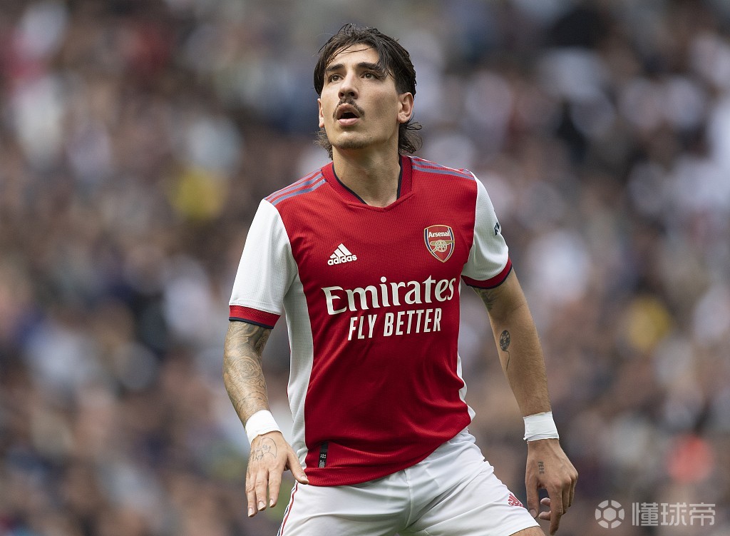 关于伯纳尔对1月租借离队持开放态度由于在巴萨出场时间不足的信息 第1张 关于伯纳尔对1月租借离队持开放态度由于在巴萨出场时间不足的信息 第1张