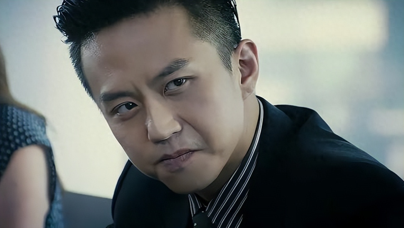 邓超被NBA球星盖帽后愣在原地近4秒表情无奈引热议  第1张