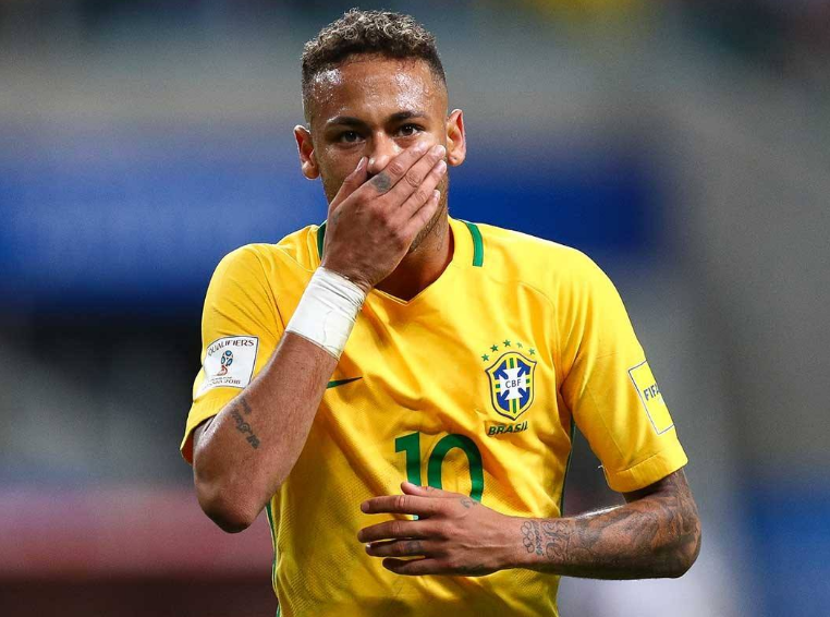 前欧冠裁判布里希调侃内马尔假摔动作浮夸堪称“传奇”的简单介绍 第2张 前欧冠裁判布里希调侃内马尔假摔动作浮夸堪称“传奇”的简单介绍 第2张