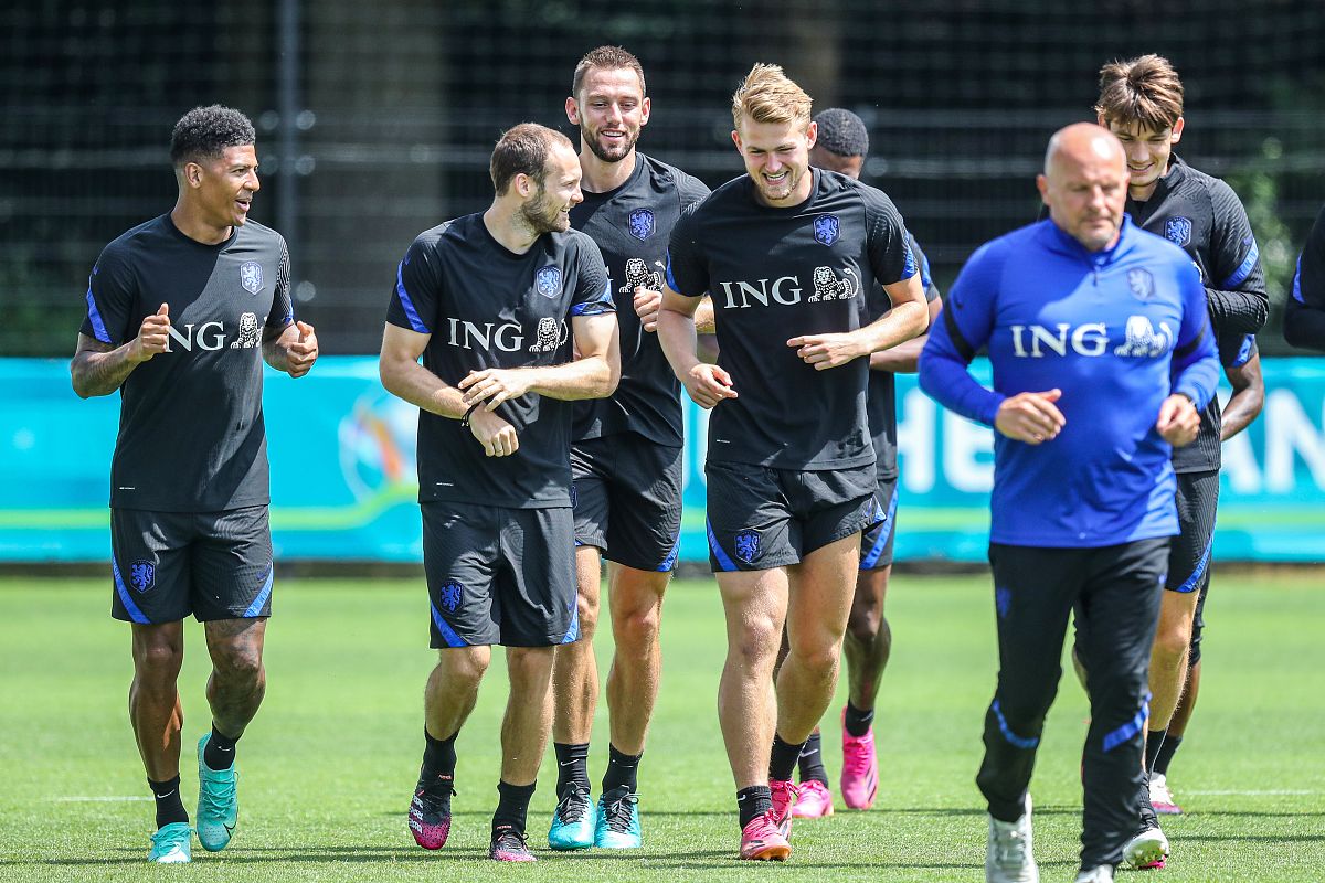 包含西协乙3组:伊维萨皮蒂乌塞斯群岛VS赫罗纳二队的词条 第1张 包含西协乙3组:伊维萨皮蒂乌塞斯群岛VS赫罗纳二队的词条 第1张