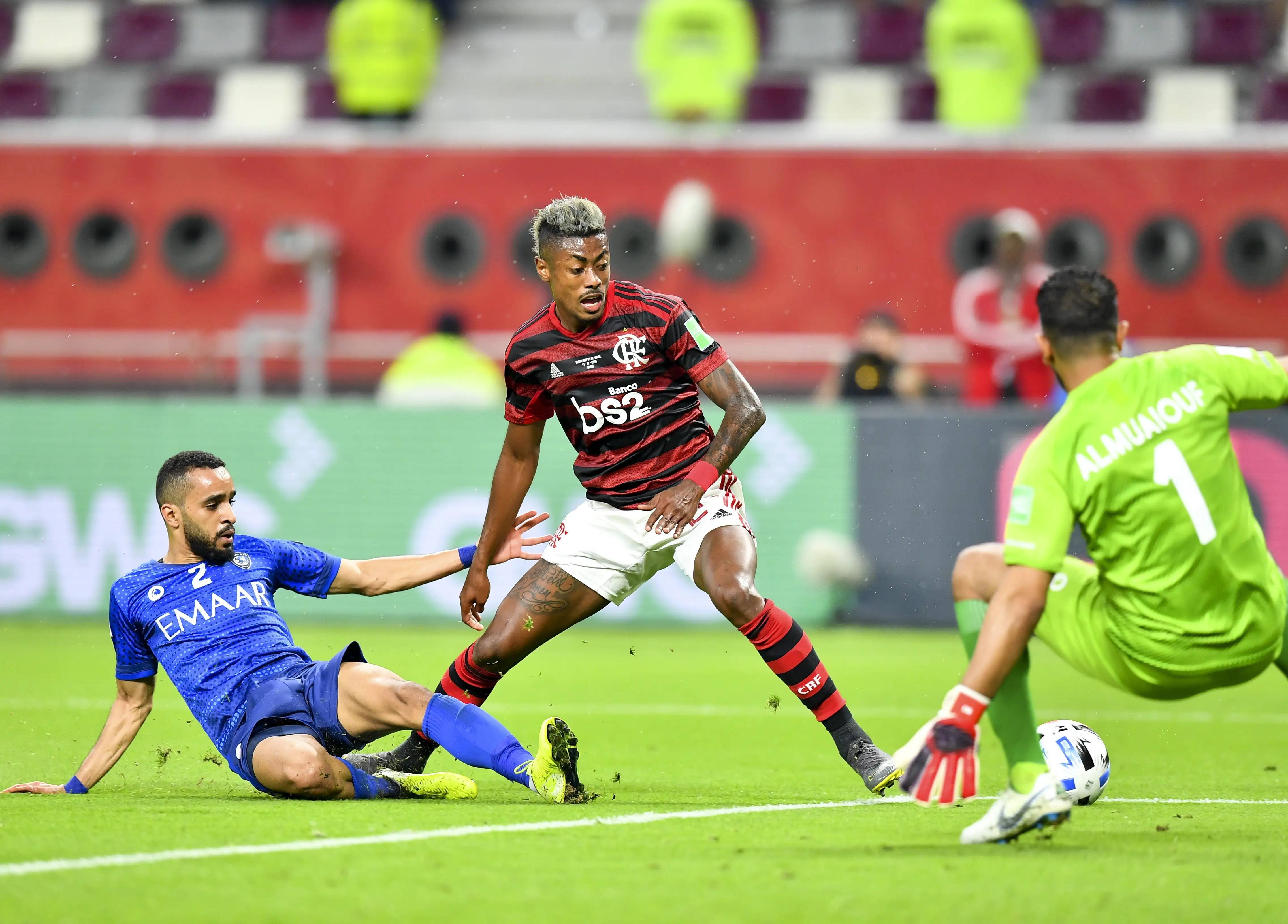 关于友谊赛那不勒斯1-1卡塞尔塔纳德布劳内缺阵波利塔诺破门的信息  第1张