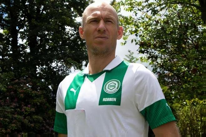 包含英媒:拉亚已成为世界最优秀门将之一球员展现多方面顶级实力的词条 第2张 包含英媒:拉亚已成为世界最优秀门将之一球员展现多方面顶级实力的词条 第2张