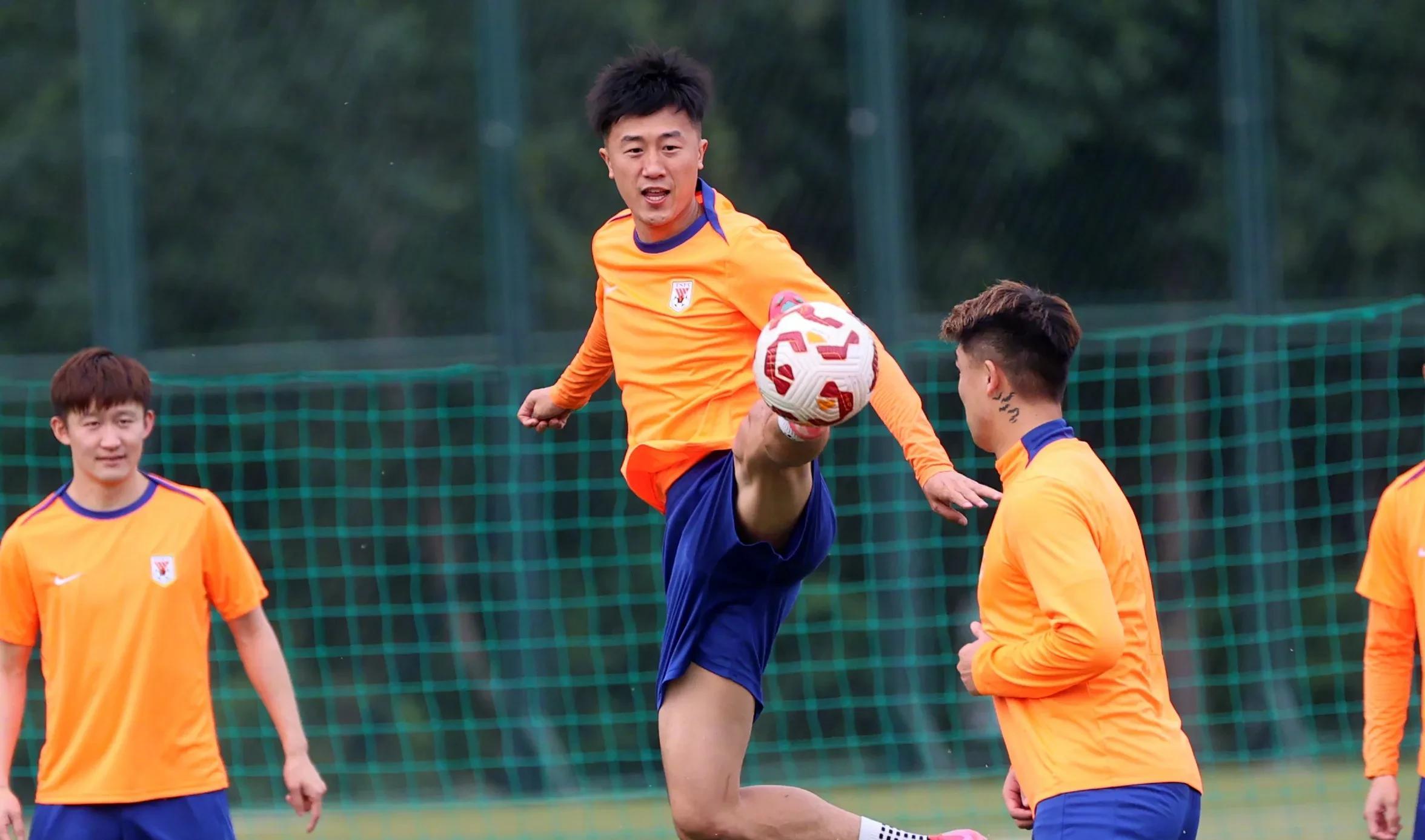 山东泰山18日晚客战浙江韩鹏客场谢幕战的简单介绍 第1张 山东泰山18日晚客战浙江韩鹏客场谢幕战的简单介绍 第1张