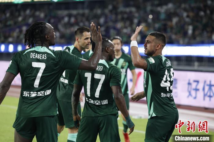 中超青岛海牛VS浙江队比分预测海牛深陷保级泥潭的简单介绍 第1张 中超青岛海牛VS浙江队比分预测海牛深陷保级泥潭的简单介绍 第1张