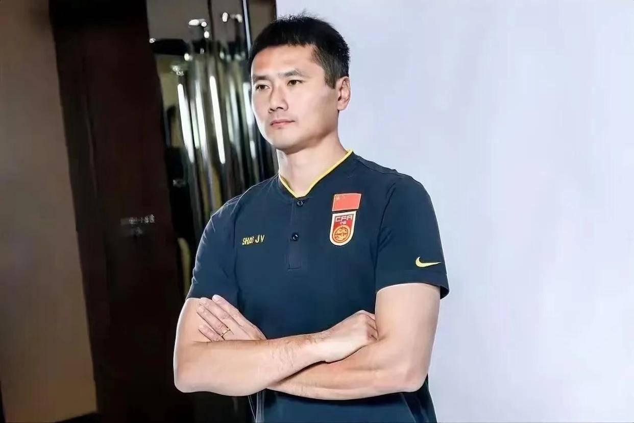 媒体:国足帅位仍是“香饽饽”已收到数十份候选资料的简单介绍 第2张 媒体:国足帅位仍是“香饽饽”已收到数十份候选资料的简单介绍 第2张