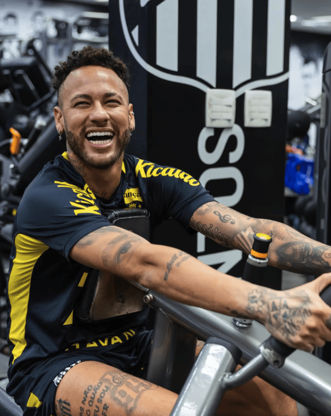 内马尔大腿水肿内马尔或因伤病无缘巴西国家队终选名单的简单介绍 第1张 内马尔大腿水肿内马尔或因伤病无缘巴西国家队终选名单的简单介绍 第1张