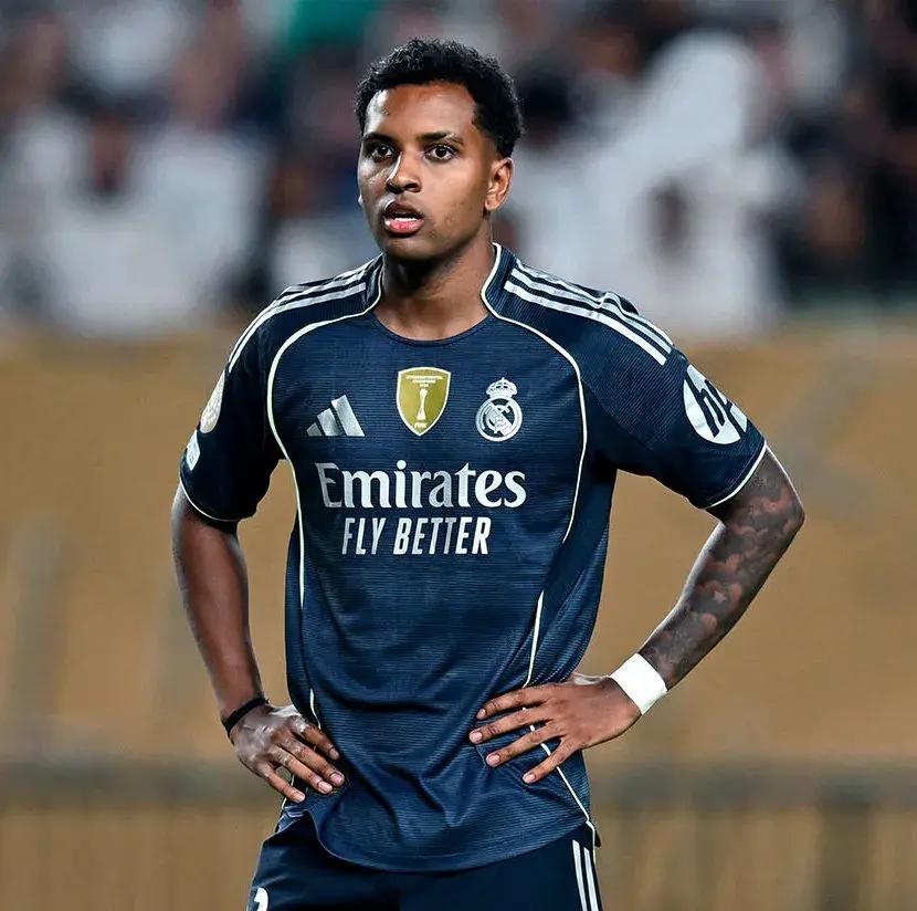 登贝莱将缺席6-8周大巴黎进攻将受到影响的简单介绍