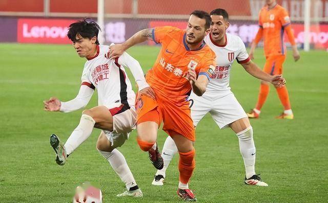 关于麦麦提江执法足协杯蓉城vs河南足协杯半决赛裁判名单出炉的信息  第2张