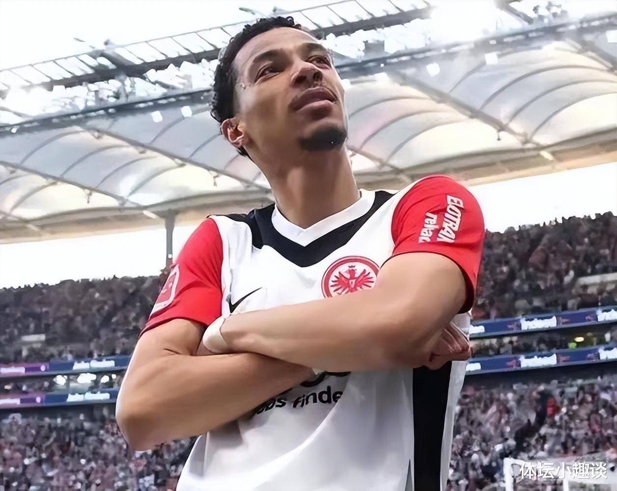 伊萨克首次接受利物浦采访表示想要实现目标和主要奖杯的简单介绍 第2张 伊萨克首次接受利物浦采访表示想要实现目标和主要奖杯的简单介绍 第2张