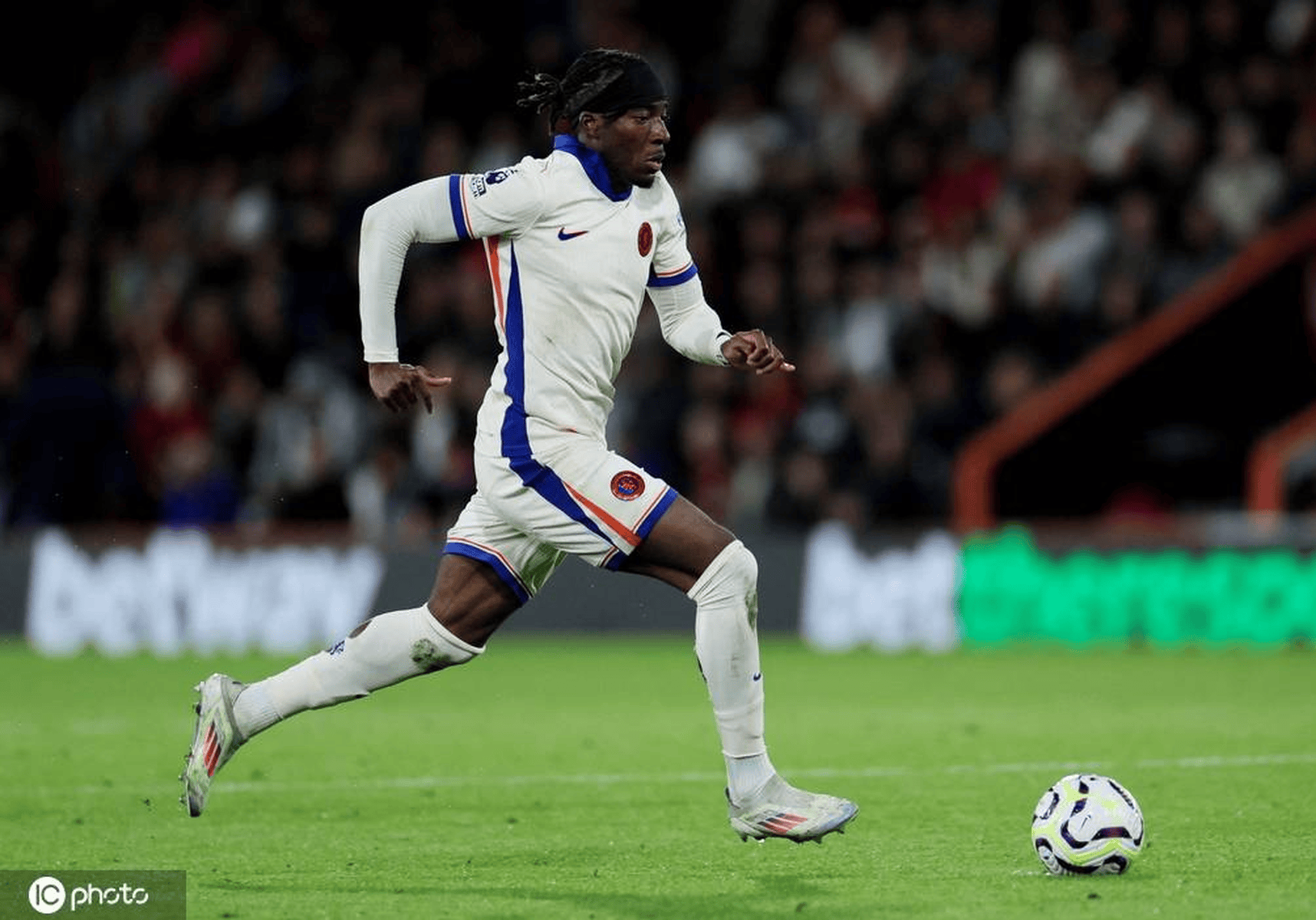 包含阿森纳在与切尔西商谈马杜埃凯转会费枪手已经获得球员意愿的词条 第2张 包含阿森纳在与切尔西商谈马杜埃凯转会费枪手已经获得球员意愿的词条 第2张